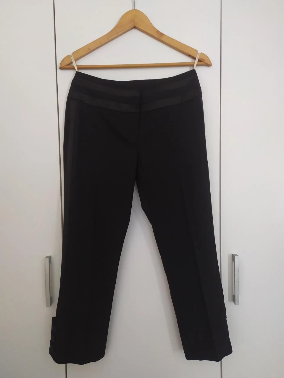 Karen Millen Pantalon Capri Élégant en Laine Noir UK8 EU36 Neuf – photo 4